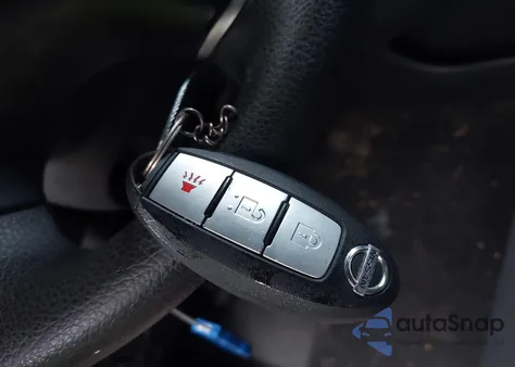 2017 Nissan Pathfinder S z USA, uszkodzony, nr VIN 5N1DR2MN8HC907478